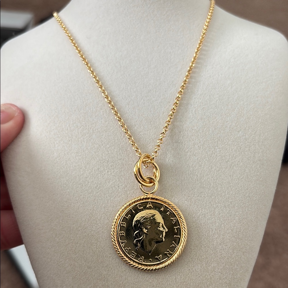 Bronze milor Italy necklace brand new